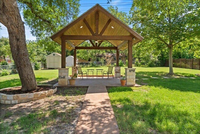 Building Photo - 4809 Roundup Trail