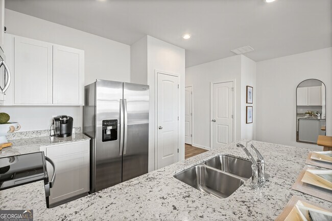 Building Photo - 3 Silverbell Ln NW