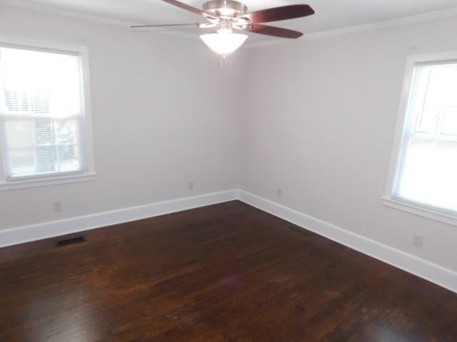 Building Photo - 482 Hyde Dr NE