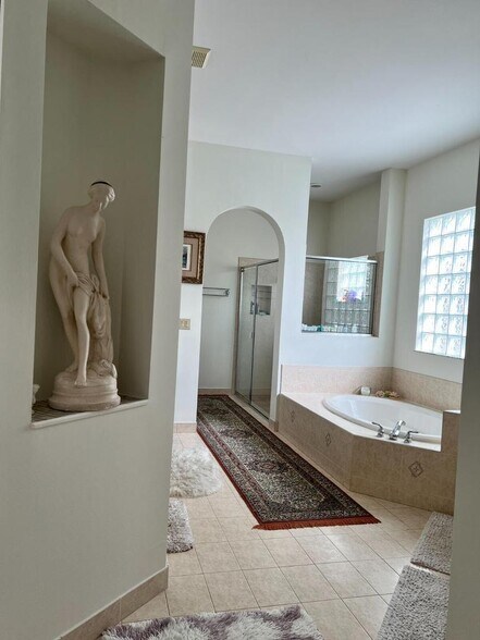 Building Photo - 6428 Garden Ct