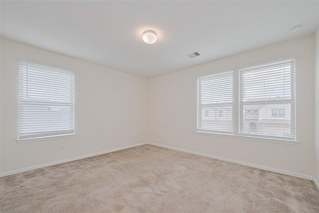 Building Photo - 25327 Cheshire Knoll St