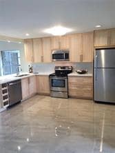 Building Photo - 13976 Langley Pl