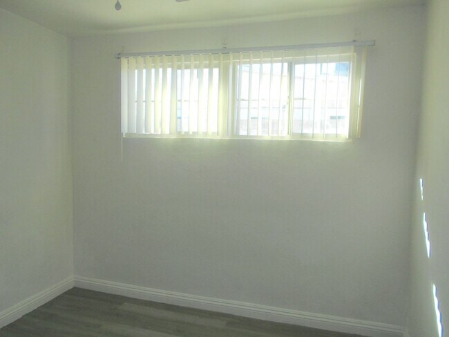 Building Photo - Charming Single-Story Home located in the Heart of Las Vegas