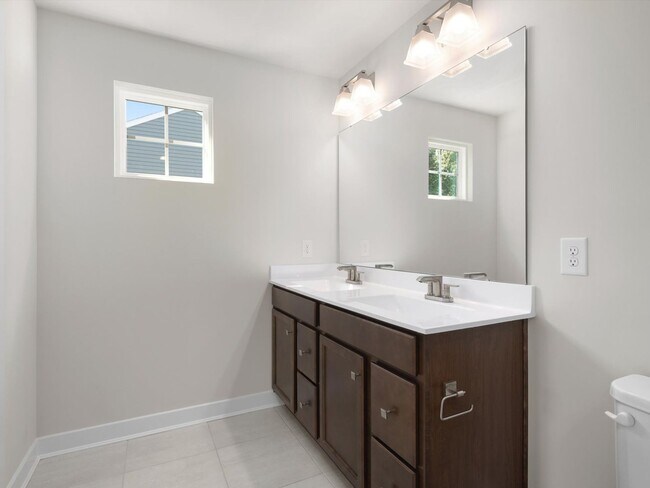 Building Photo - BeachTree Preserve Beauty | Finished Basement, Pool Access & Lawn Care Included
