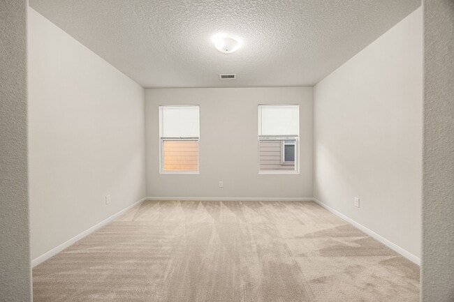 Building Photo - 18107 Fairhope Oak St