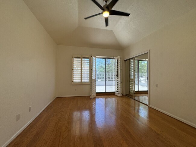 Building Photo - LUXURY LAKEFRONT GAINEY RANCH TOWNHOME WITH GOLF COURSE VIEWS – RESORT STYLE SCOTTSDALE LIVING!