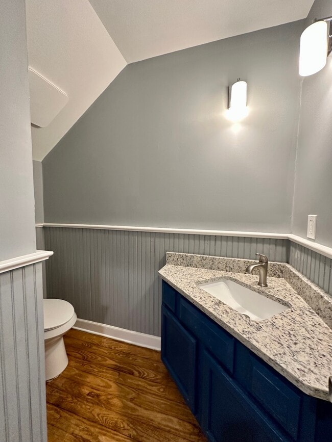 Building Photo - 1994 Peabody Ave