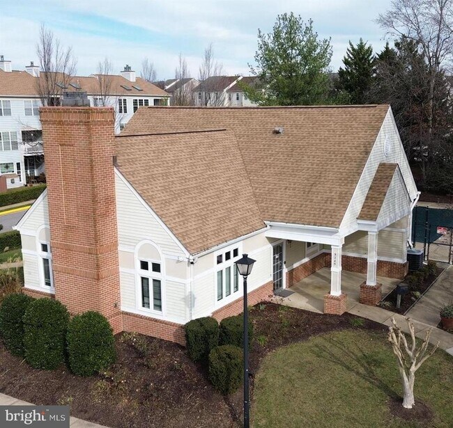 Building Photo - 9259 Cardinal Forest Ln