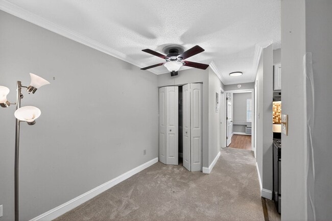 Building Photo - 2BR Condo in Alexandria near metro