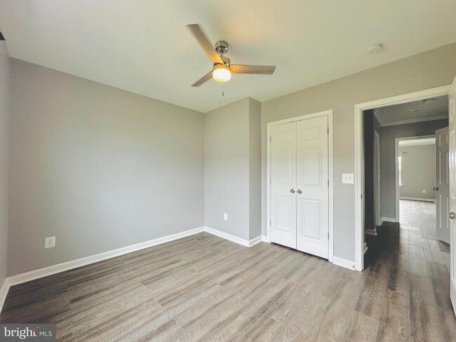Building Photo - 106 Notions Ct