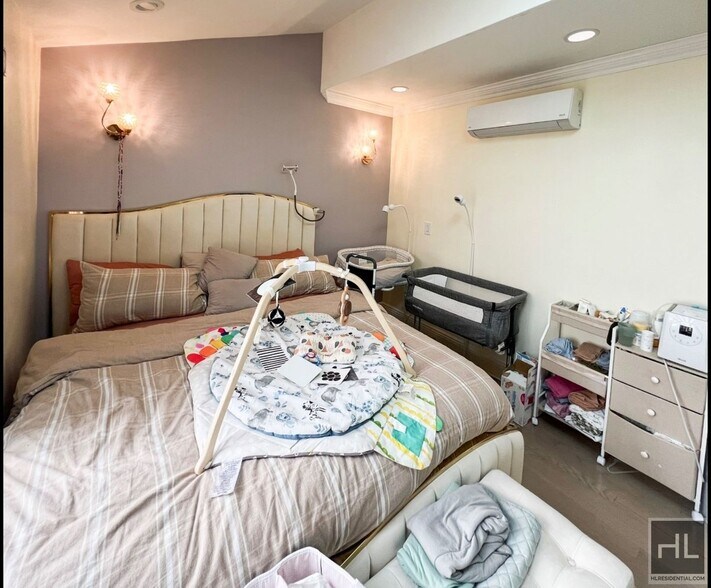 Building Photo - 3rd avenue