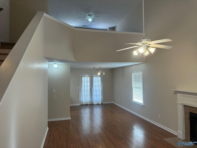 Building Photo - 109 Clover Ridge Dr