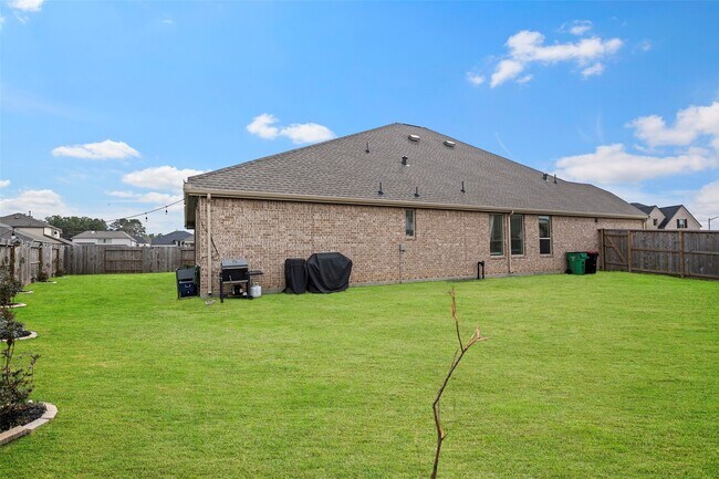 Building Photo - 29003 Spicewood Vly Dr