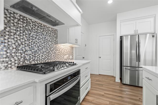 Building Photo - 2714 Parkview Pl