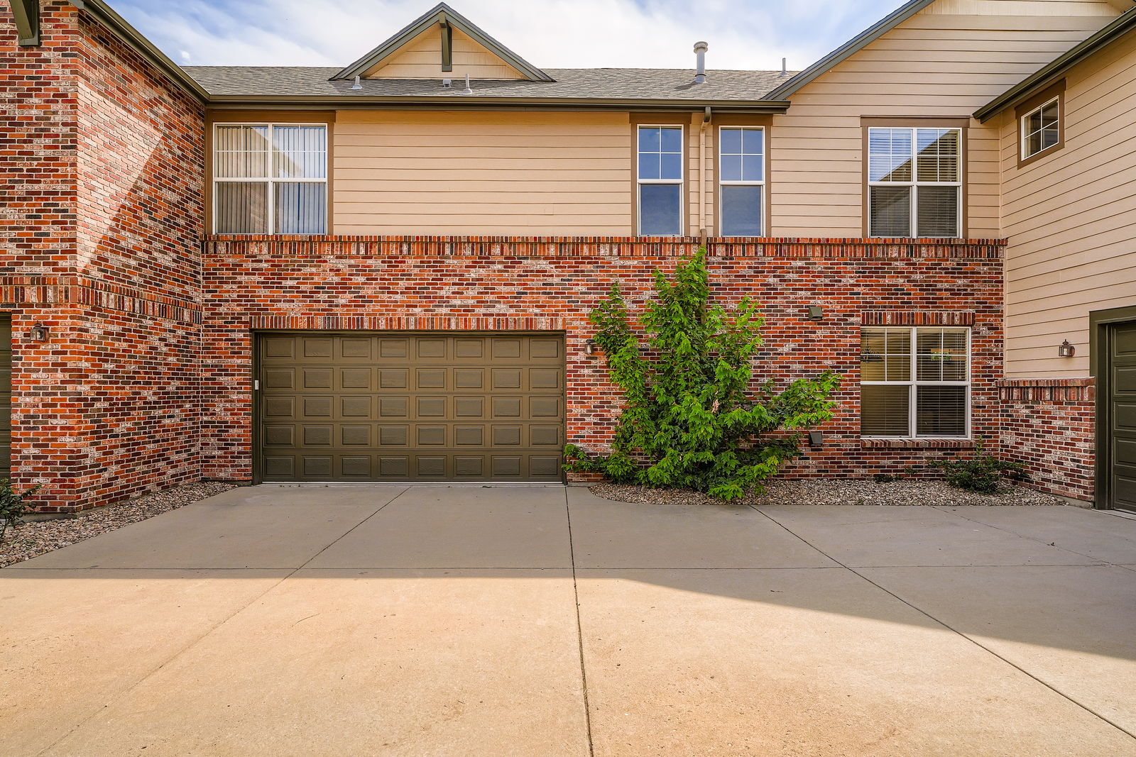 Oversized 2 Car Garage - 2230 S. Vaughn Way. Unit 104.