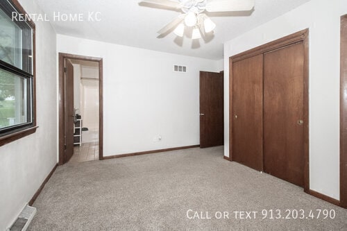 Building Photo - 9420 Walmer-