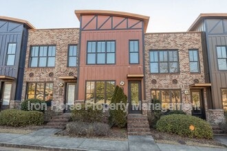 Building Photo - 118 Ruth Dr