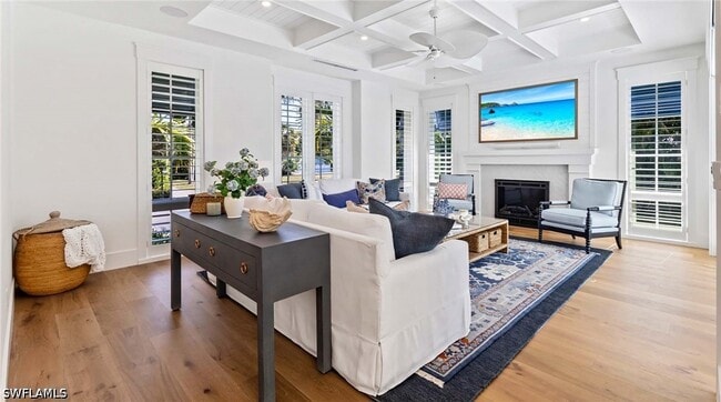 Building Photo - 844 8th St S