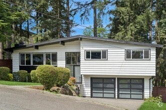 Building Photo - 4 bedroom in Shoreline WA 98133