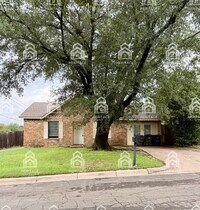 Building Photo - 101 N Bugle Dr