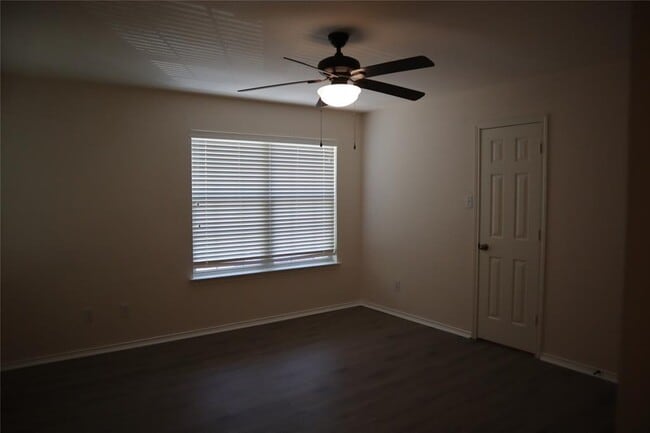 Building Photo - 209 Sunny Brook Dr