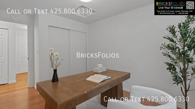 Building Photo - 1340 NW Huckle Dr