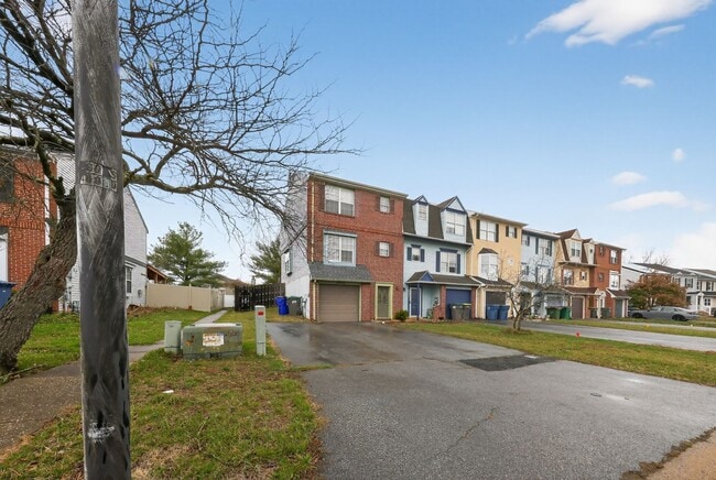 Building Photo - 1022 Old Forge Rd