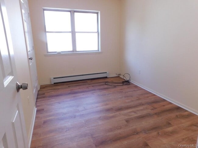 Building Photo - 12 Sequestered Rd