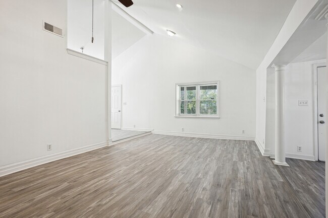 Building Photo - 4435 Yates Rd