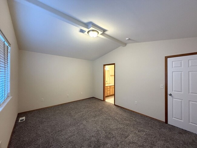 Building Photo - Newly Updated and Pet Friendly!