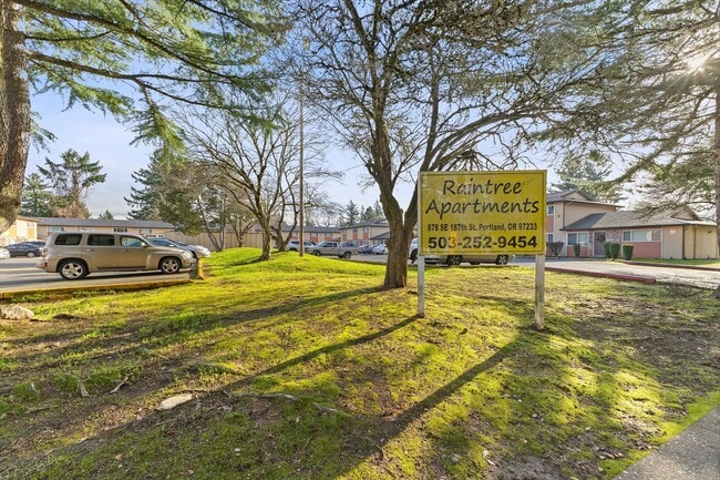 Interior Photo - Raintree Apartments