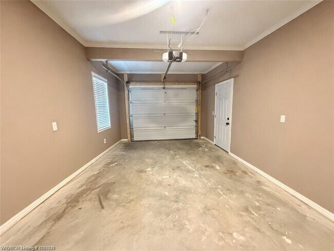 Building Photo - 2597 Brewer Rd