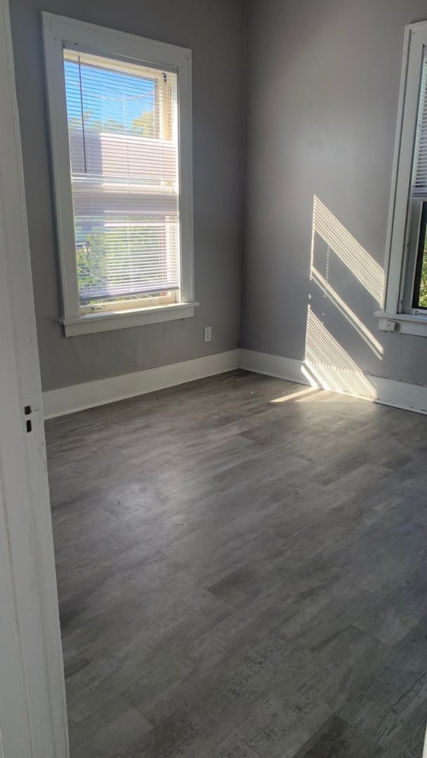 Building Photo - Chestnut St