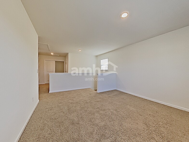 Building Photo - 5004 Jamie Sloop Ln