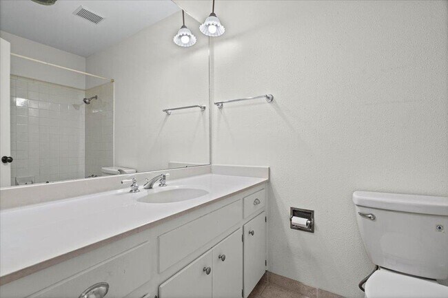 Building Photo - 11203 Bluff Canyon Dr