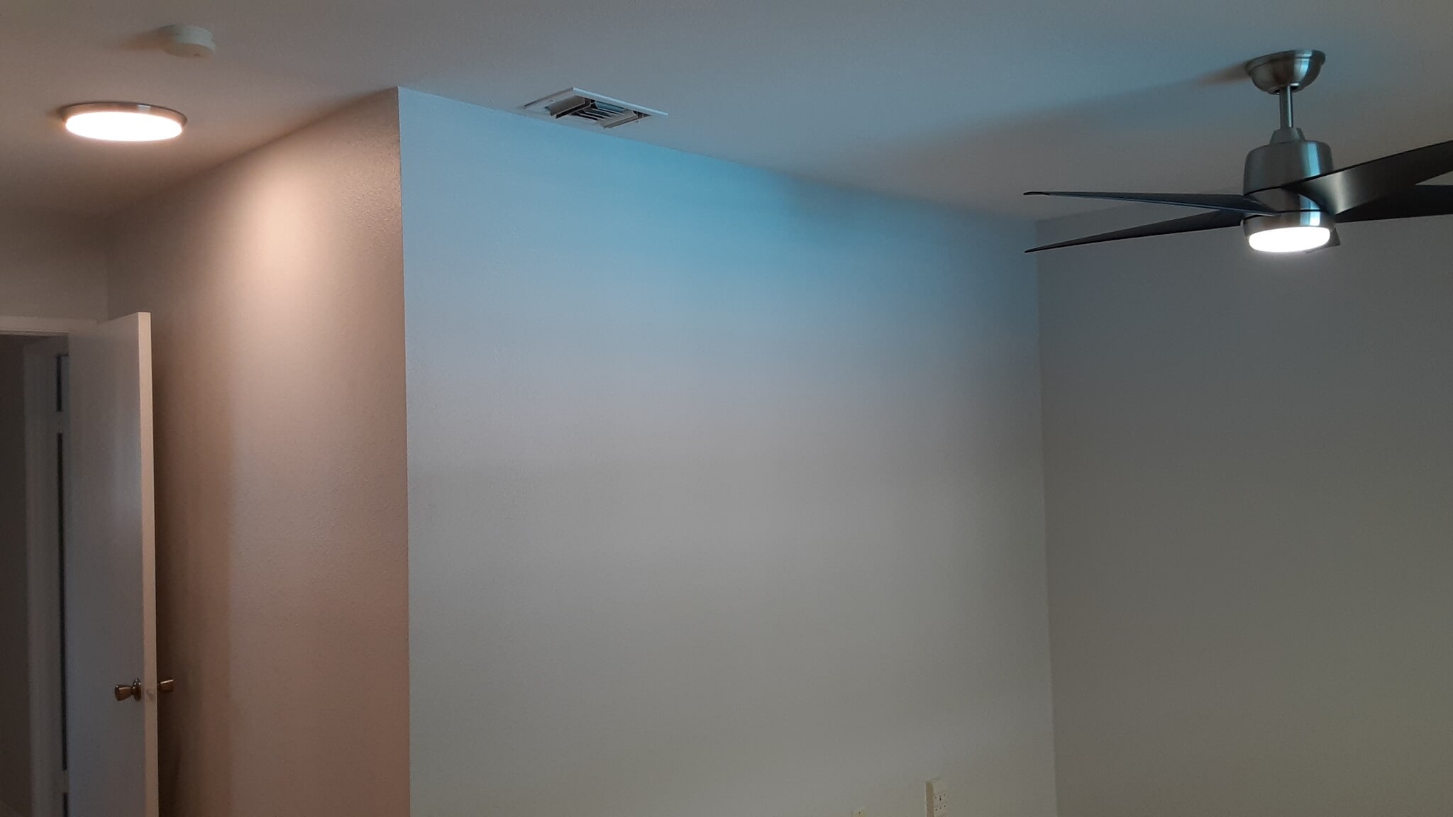 Building Photo - 15157 Jenell St