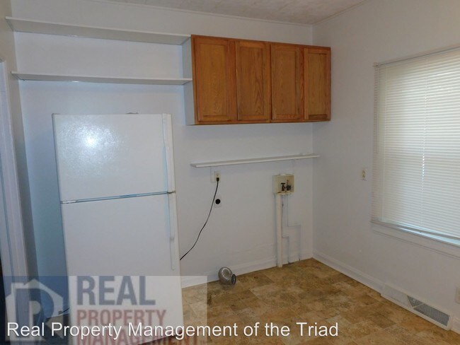 Building Photo - 3 br, 1 bath House - 2512 Yanceyville Street