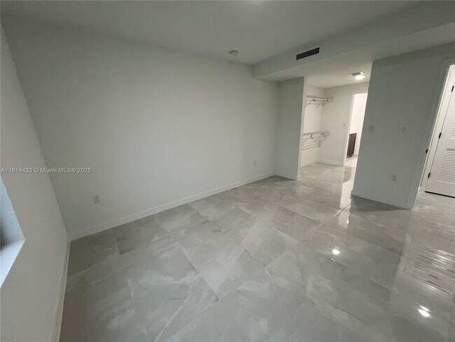 Building Photo - 14617 SW 262nd St