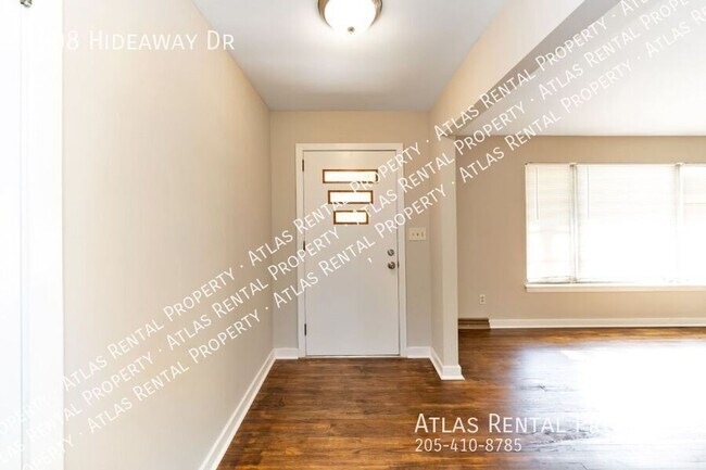 Building Photo - 1608 Hideaway Dr