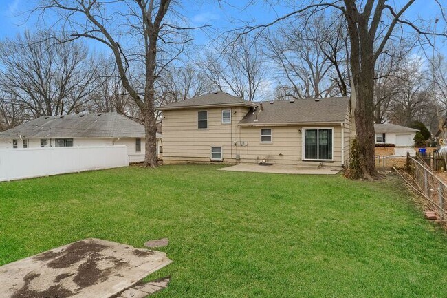 Building Photo - 13212 Ashland Ave