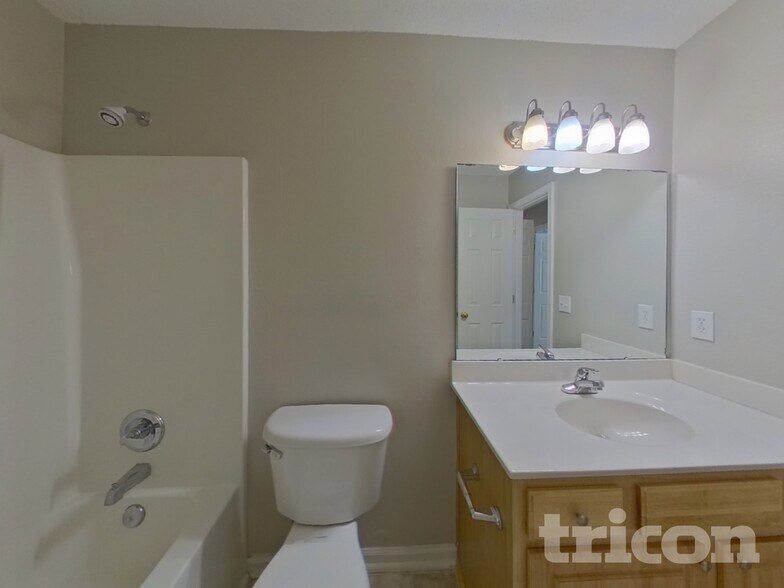 Building Photo - 189 Youpon Dr