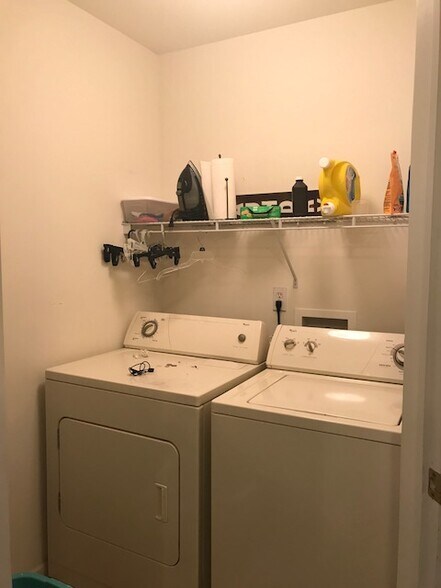 Building Photo - 2149 Knotty Pine Trail