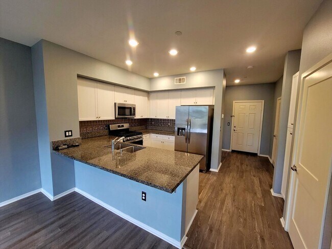 Building Photo - 10244 Artesia Blvd