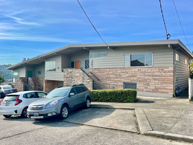 Primary Photo - KENNEY FOURPLEX