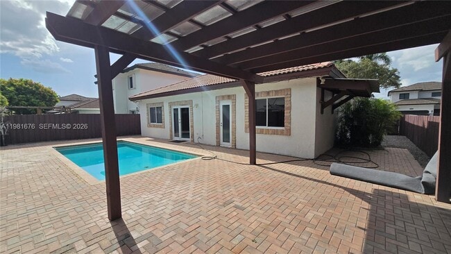 Building Photo - 15826 SW 138th Terrace