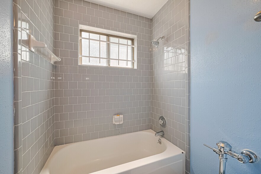 Building Photo - 3234 Mourning Dove Dr
