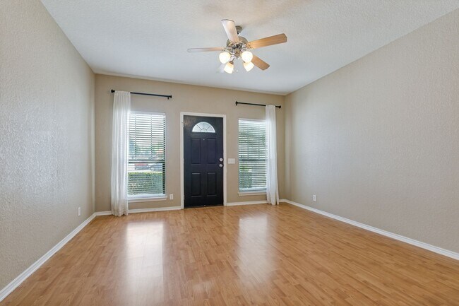 Building Photo - 6126 S Jolie Ct
