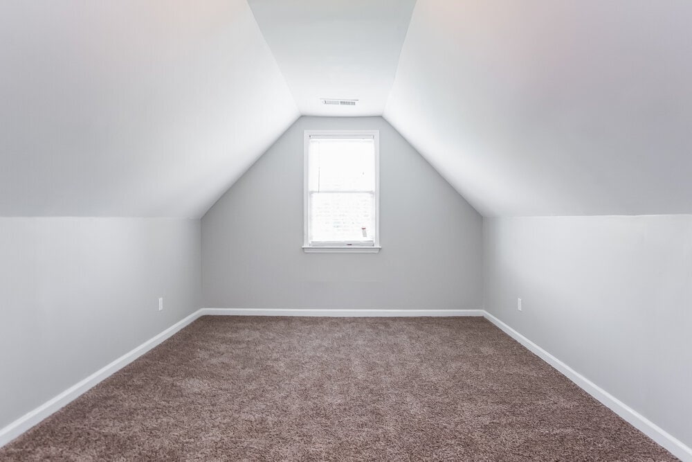 Building Photo - 111 Windsong Dr