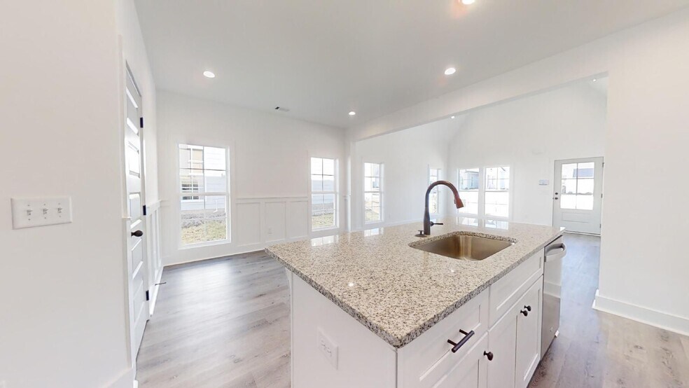 Building Photo - Brand New Twin Home in Fox Run Village