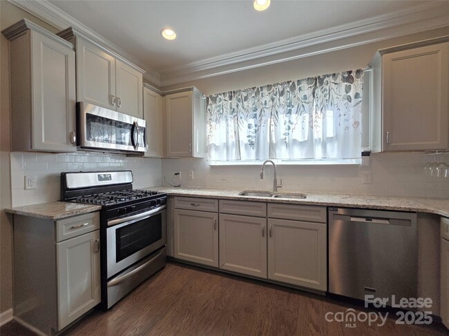 Building Photo - 3320 Keady Mill Loop